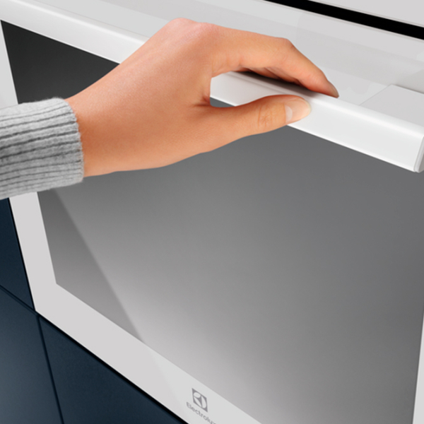 Cuptor încorporabil Electrolux EOE7C31V White A+, 72 l photo 4