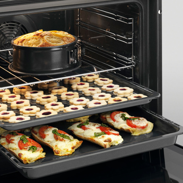 Духовой шкаф Electrolux EOA5220AOR Черный A, 72 л photo 5