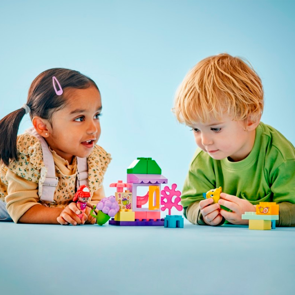 Constructor LEGO Ariel and Flounder's Café Stand Pink Numărul de piese 22, 2+ photo 9