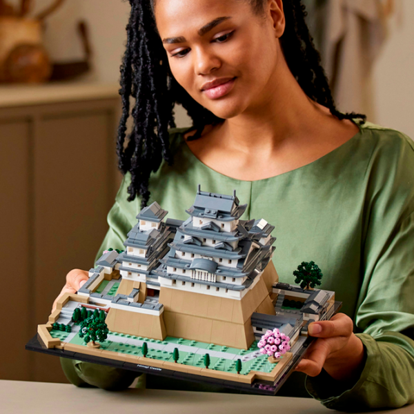 Constructor LEGO Himeji Castle Gray Numărul de piese 2125, 18+ photo 9
