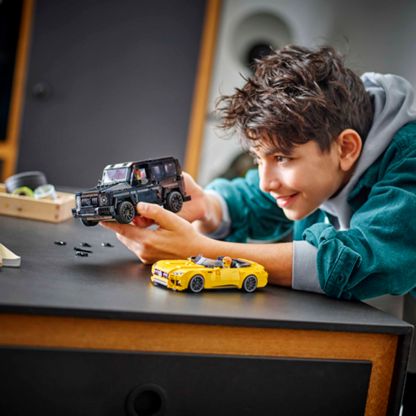 Конструктор LEGO Mercedes-AMG G 63 & Mercedes-AMG SL 63 Разноцветный Количество деталей 808, 10+ photo 9