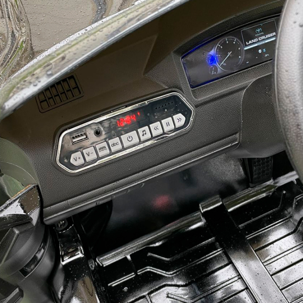 Mașină electrică Toyota Land Cruiser Richi Tichi JJ2022/2 Black 3+ | 30 kg | 7 km/h photo 12