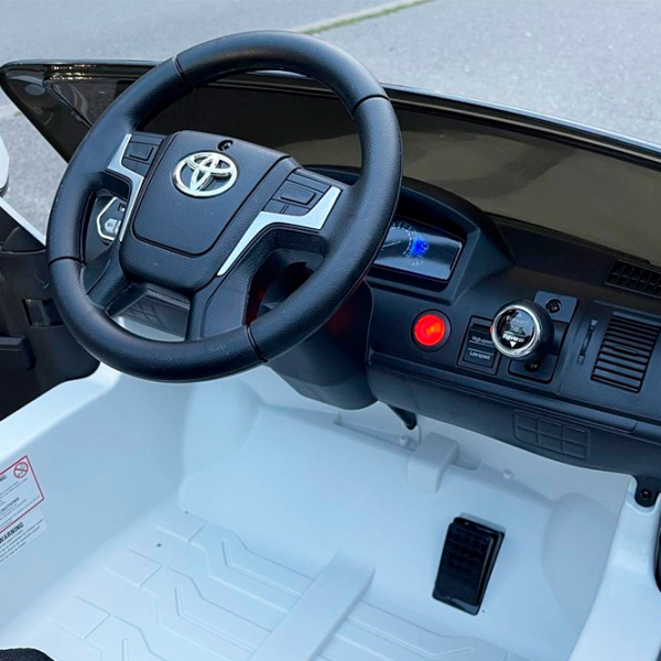 Mașină electrică Toyota Land Cruiser Richi Tichi JJ2022/1 White 3+ | 30 kg | 7 km/h photo 10