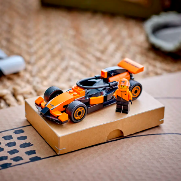 Конструктор LEGO F1 Driver With Mclaren Race Car Разноцветный Количество деталей 86, 6+ photo 6