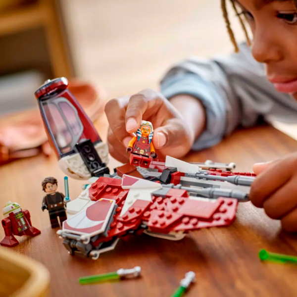 Constructor LEGO Ahsoka's Jedi Interceptor Multicolor Numărul de piese 290, 8+ photo 4