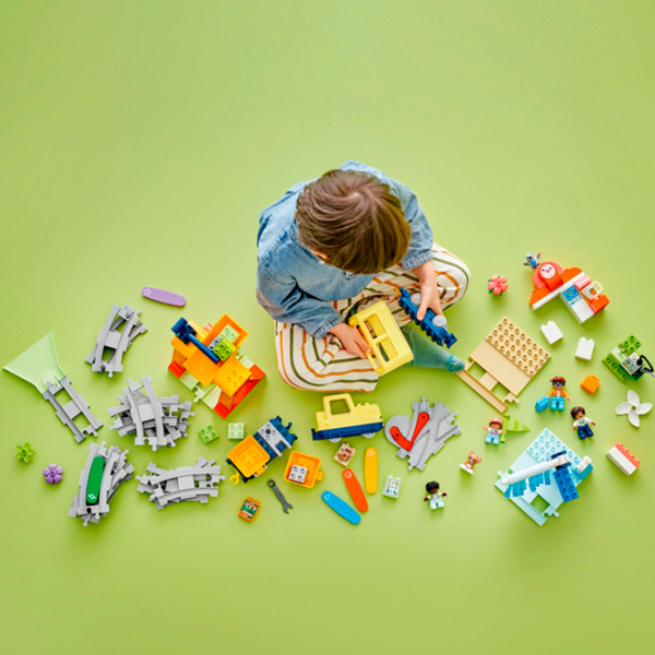 Constructor LEGO Big Interactive Community Train Multicolor Numărul de piese 103, 3+ photo 3