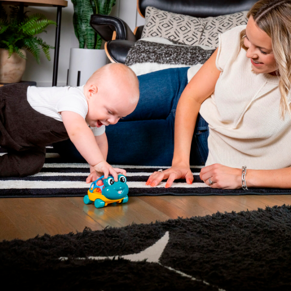 Интерактивная игрушка Baby Einstein Curious Car Neptune Oball 16766 Зеленый 0.3+ photo 3