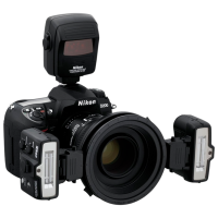 Bliţ Nikon Speedlight Kit R1C1 Plastic / Black
