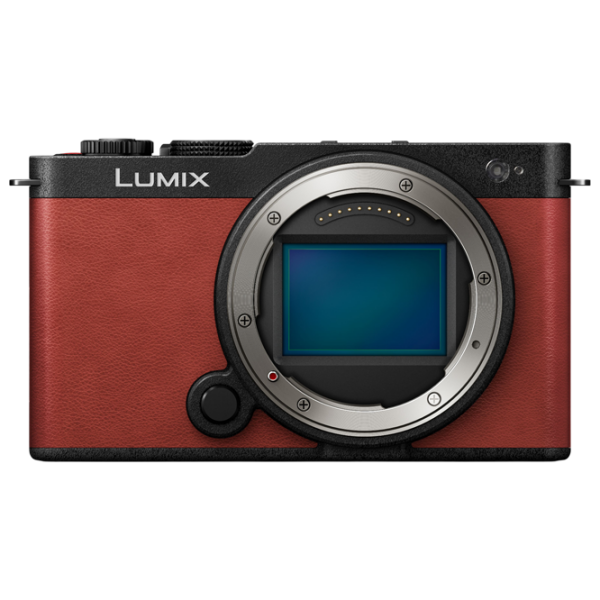 Cameră foto Panasonic DC-S9NE-R + Lumix S 18-40 mm f/4.5-6.3 Red CMOS, 25.2 MP, f/3.5 - f/6.3 photo 2