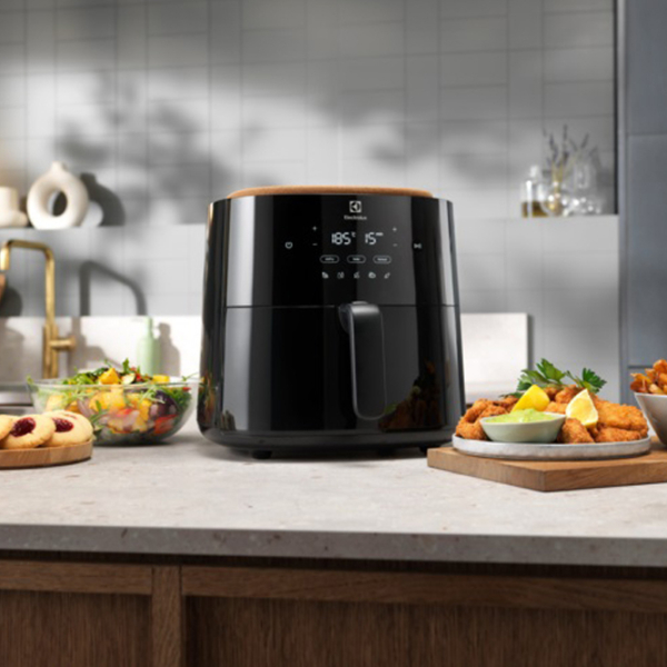 Aero Grill Electrolux EAF7B Black Electronic, 1800 W, 7 l photo 5