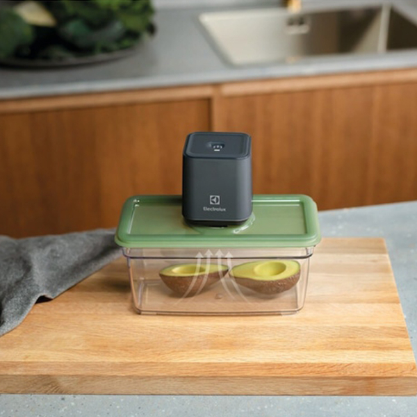 Aparat de vidat Electrolux EVFK1 Kit Black 3.7 W photo 6