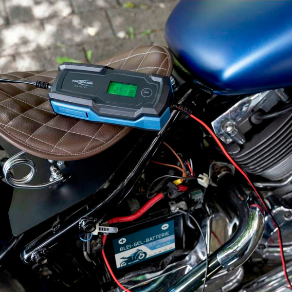 Încărcător auto Ansmann BC 6-12V Încărcare photo 5