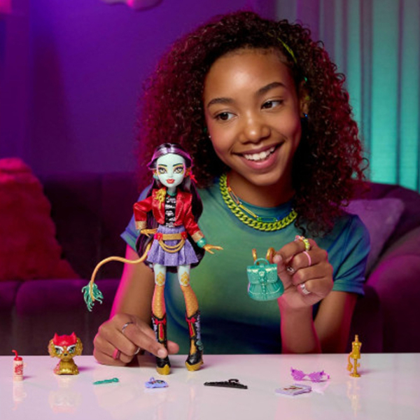 Păpușă Monster High Jinafire Long model HYV58 4+ photo 6