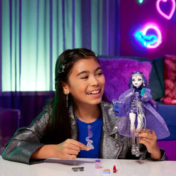 Păpușă Monster High Spectra Vondergeist model HXH77 4+ photo 5