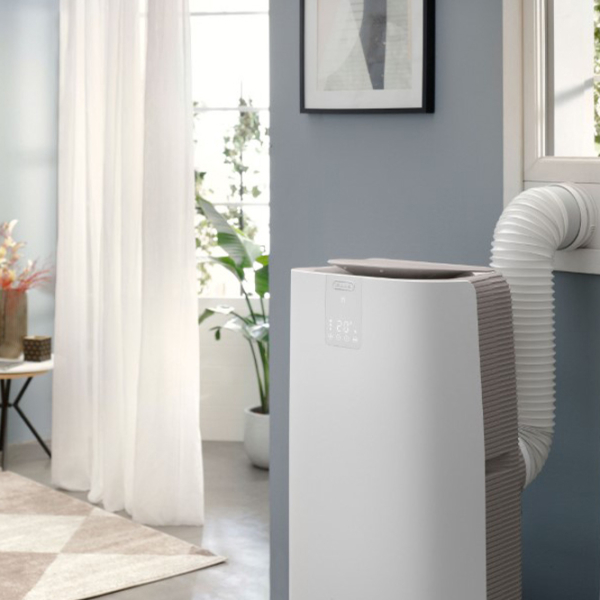 Aparat de aer condiționat DeLonghi PAC AP120 GentleJet White 44 m2 | 11500 BTU | White photo 4