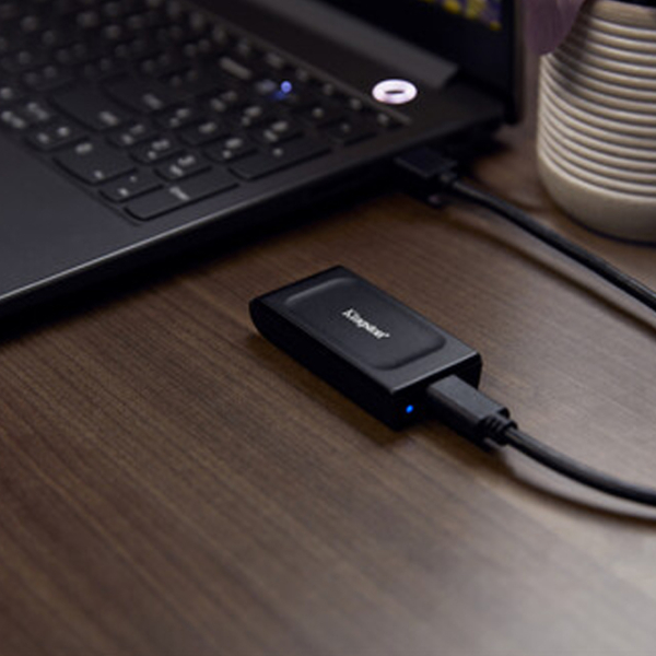 Unități de stocare externe SSD Kingston XS1000 BoC 2 TB Black  photo 5