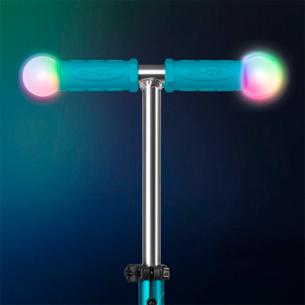 Детский трёхколёсный самокат Micro Mini Deluxe Magic LED (MMD131) Aqua 2 года, 50 кг, Полиуретановые photo 4