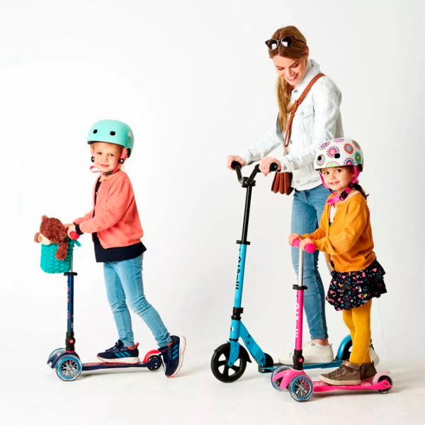 Детский двухколёсный самокат Micro Speed Deluxe (SA0214) Аляскинский голубой 7 лет, 100 кг, Полиуретановые photo 6
