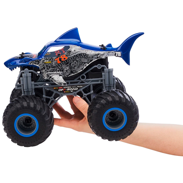 Машинка Revell Big Shark 24558
Red
Синий  photo 3
