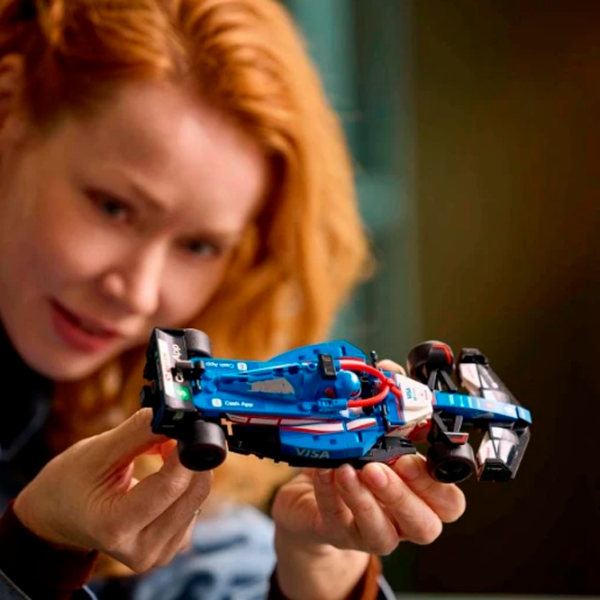 Constructor LEGO Visa Cash App RB VCARB 01 F1 Blue Numărul de piese 248, 18+ photo 9