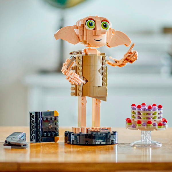 Constructor LEGO Dobby the house Elf Beige Numărul de piese 403, 8+ photo 8