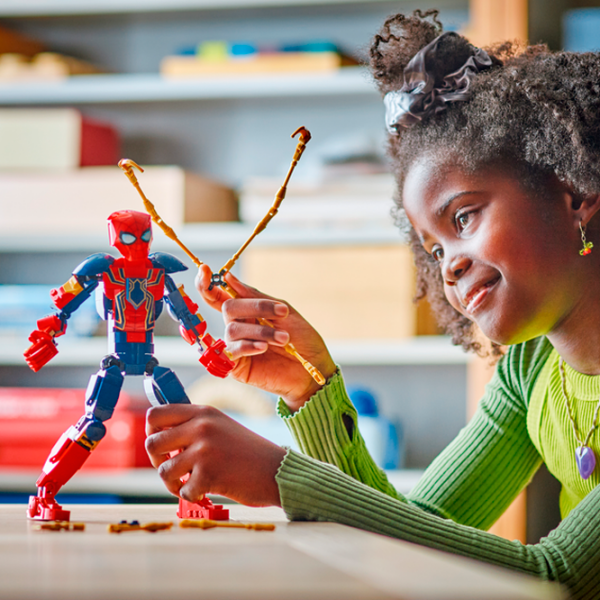 Constructor LEGO Iron Spider-Man Blue Numărul de piese 303, 8+ photo 8