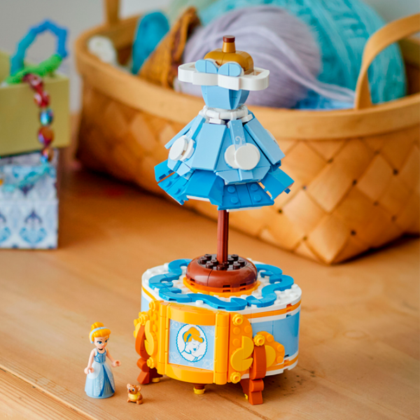 Constructor LEGO Princess Cinderella's Dress Blue Numărul de piese 474, 9+ photo 3