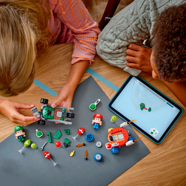 Constructor LEGO Baby Mario vs. Baby Luigi Multicolor Numărul de piese 321, 8+ photo 7