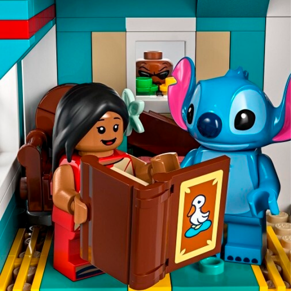 Constructor LEGO Lilo and Stitch Beach House Blue Numărul de piese 834, 9+ photo 6