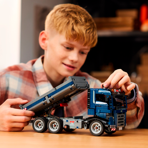 Constructor LEGO Tipping Dump Truck Blue Numărul de piese 462, 9+ photo 4