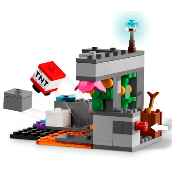 Constructor LEGO The Warden Encounter Multicolor Numărul de piese 238, 7+ photo 6