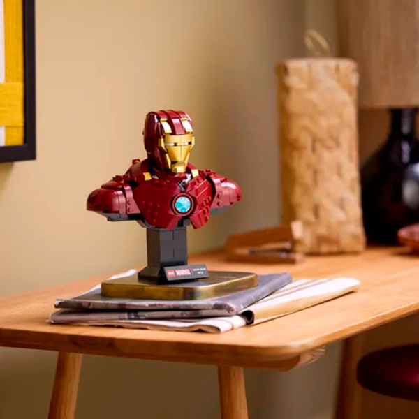 Constructor LEGO Iron Man MK4 Red Numărul de piese 436, 18+ photo 5