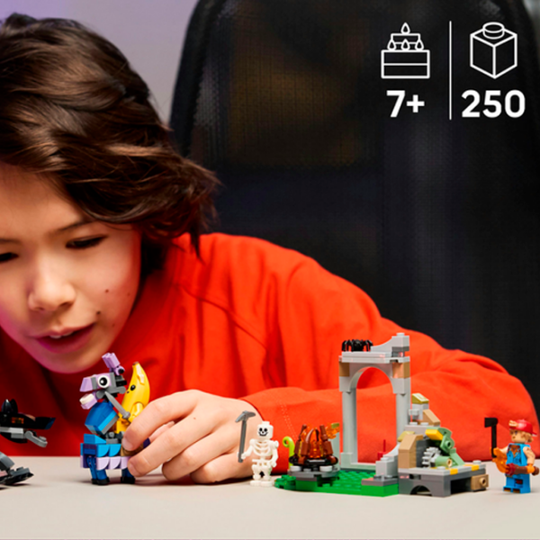 Constructor LEGO Peely & Sparkplug's Camp Multicolor Numărul de piese 250, 7+ photo 3
