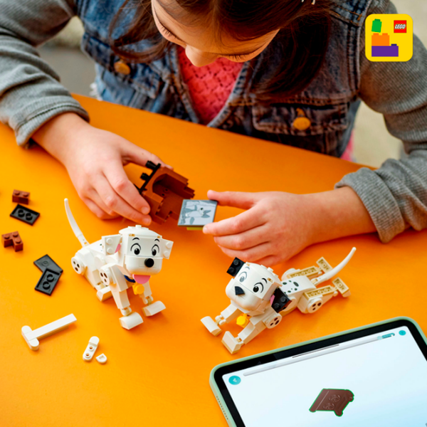 Constructor LEGO Lacky & Penny 101 Dalmatians Puppies White Numărul de piese 268, 6+ photo 5