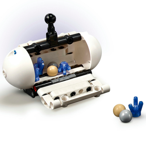 Constructor LEGO Lunar Outpost Moon Rover White Numărul de piese 1082, 10+ photo 4