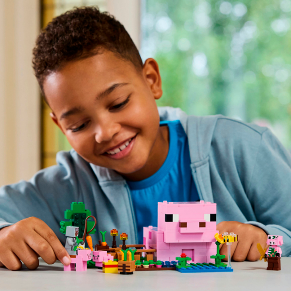 Constructor LEGO The Baby Pig House Pink Numărul de piese 238, 7+ photo 8