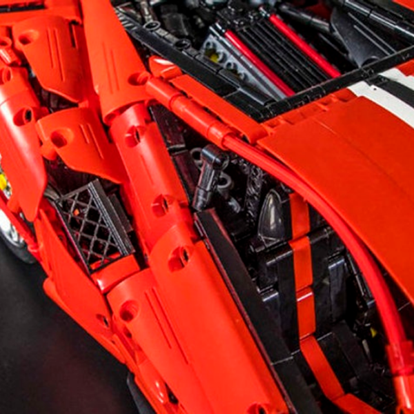 Constructor CaDa Italian super car Red Numărul de piese 3246, 14+ photo 4