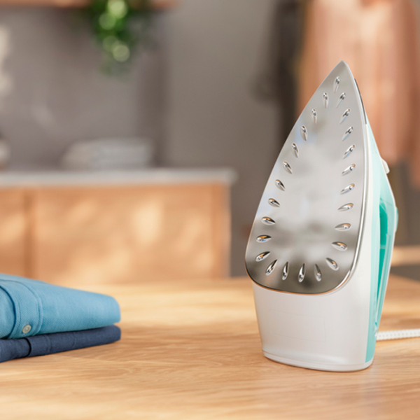 Утюг Electrolux E5SI2-2AM Зеленый 2200 Вт, 26 г/мин, 0.25 л, Эмаль photo 4