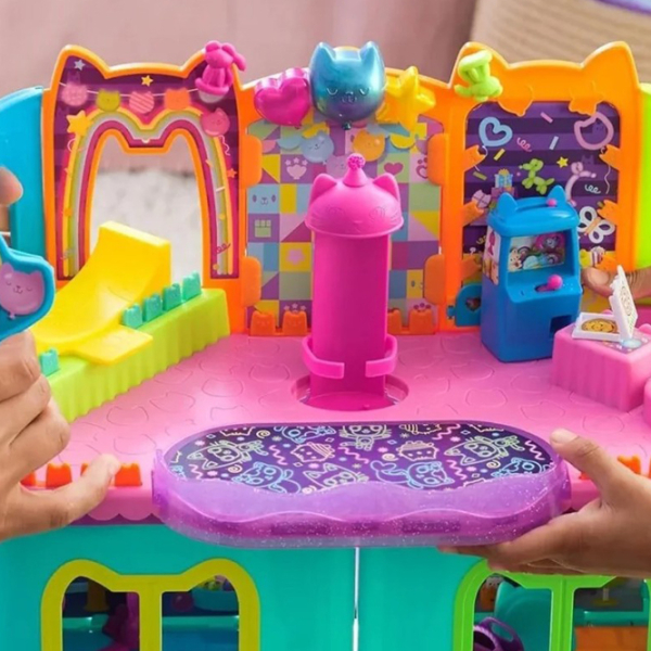 Figurine Spin Master Gabby`s Dollhouse Party Room 6+ / Pink photo 3