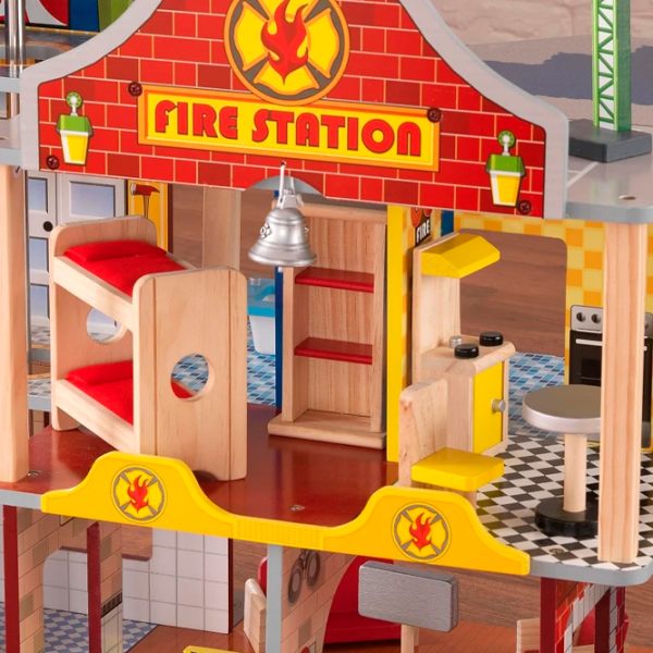 Игровой набор KidKraft Station Deluxe Fire Station 63214-MSN Красный Для детей, 3+ photo 5