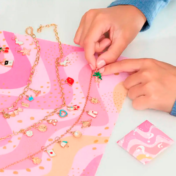 Set de creație Make It Real Bringing Creativity to Life Creation of bracelets 1719 Pink Pentru fetițe, 8+ photo 3