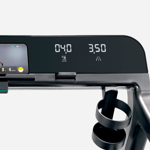 Беговая дорожка Technogym MyRun Черный 140 кг, 20 км/ч photo 4