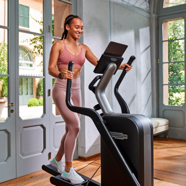Bicicletă eliptică Technogym Elliptical Black 130 kg photo 12