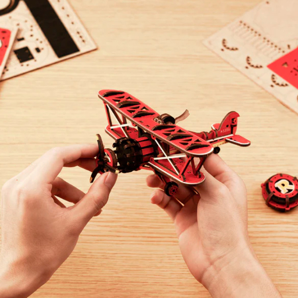 Puzzle 3D ROKR Sky Captain (MCD01) Numărul de piese: 161, Vârsta recomandată: 14+ photo 4