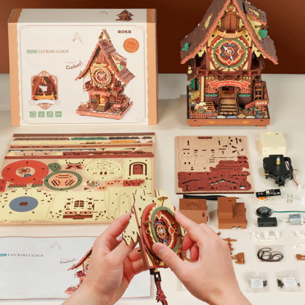 Puzzle 3D ROKR Cuckoo Clock (LC901C) Numărul de piese: 435, Vârsta recomandată: 14+ photo 7