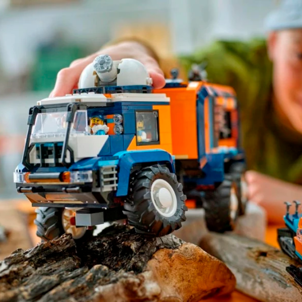 Constructor LEGO Arctic Truck Blue Numărul de piese 1064, 8+ photo 6