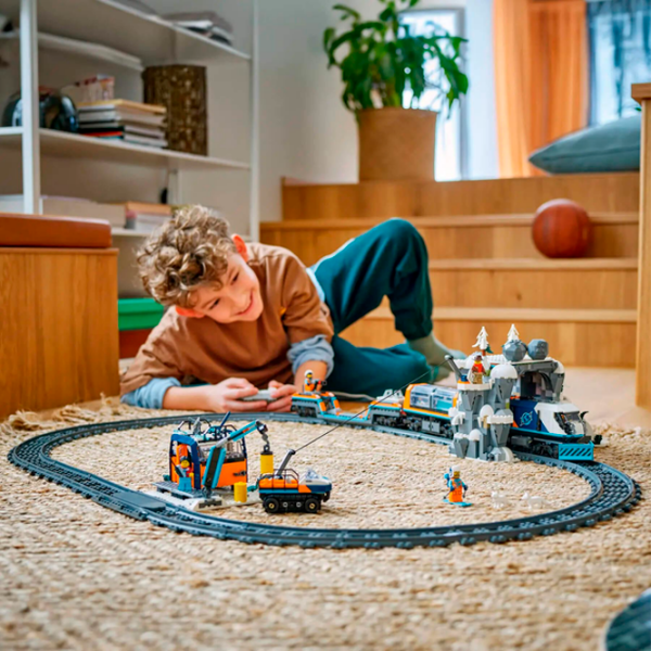 Конструктор LEGO Explorer's Arctic Polar Express Train Синий Количество деталей 1517, 7+ photo 8