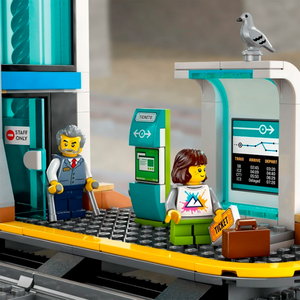 Constructor LEGO Central Train Station Brown Numărul de piese 752, 7+ photo 5