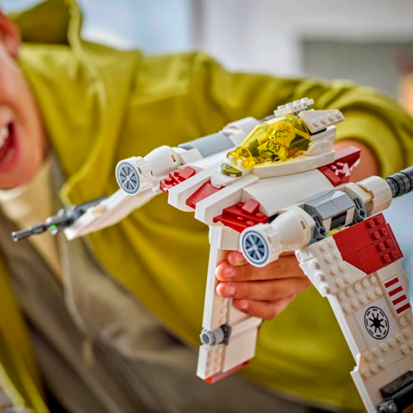 Constructor LEGO V-19 Torrent Starfighter White Numărul de piese 567, 9+ photo 5