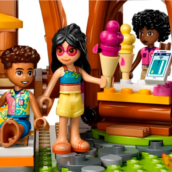 Constructor LEGO Family Vacantion Beach Resort Brown Numărul de piese 1140, 8+ photo 4